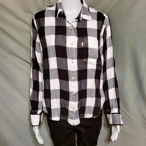 Women's large plaid Levi's shirt